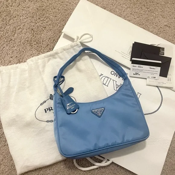 Prada : Re-Nylon Re-edition 2000 mini-bag (periwinkle blue) - Picture 1 of 7